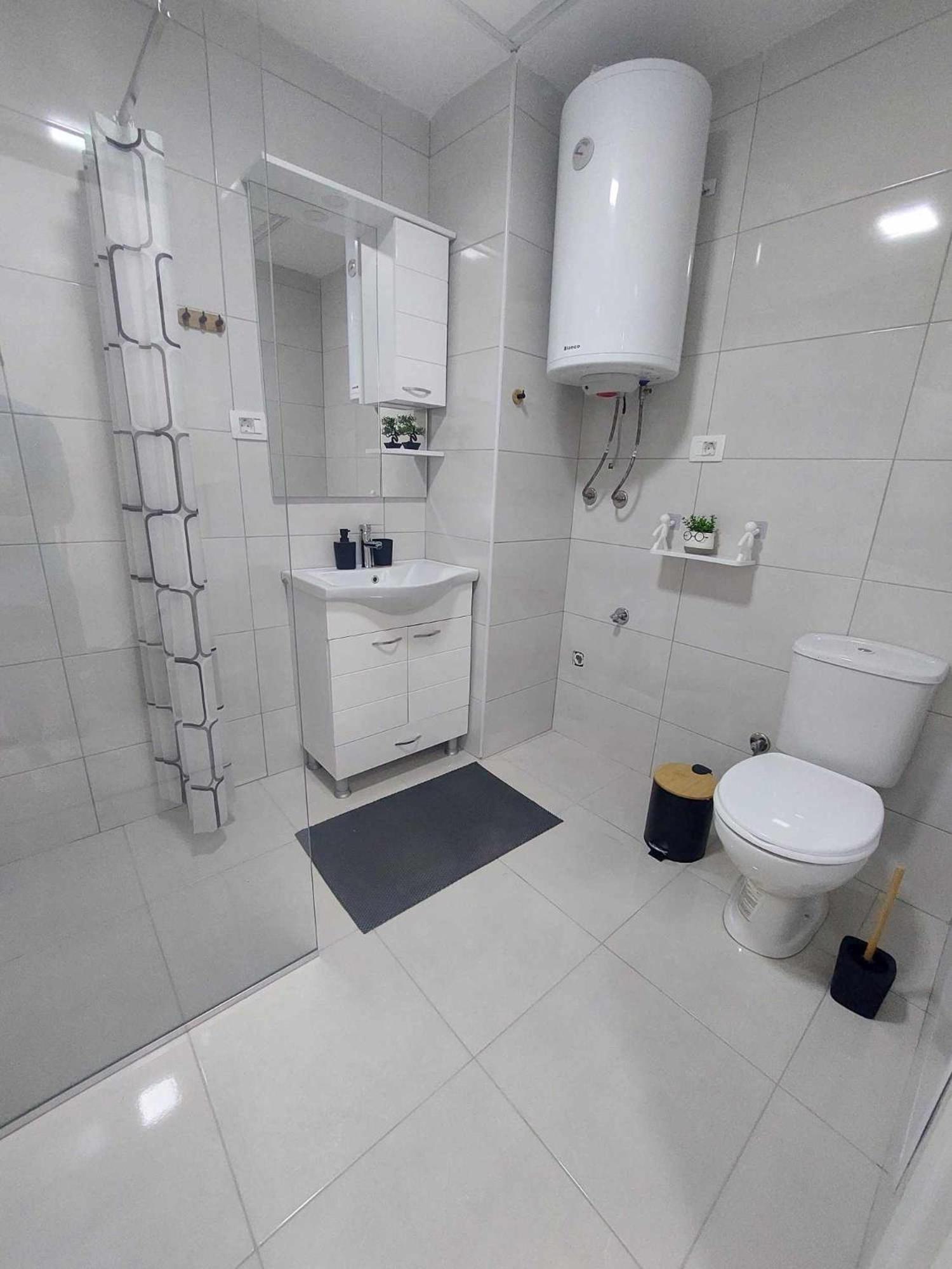 Dif 1 Apartment *